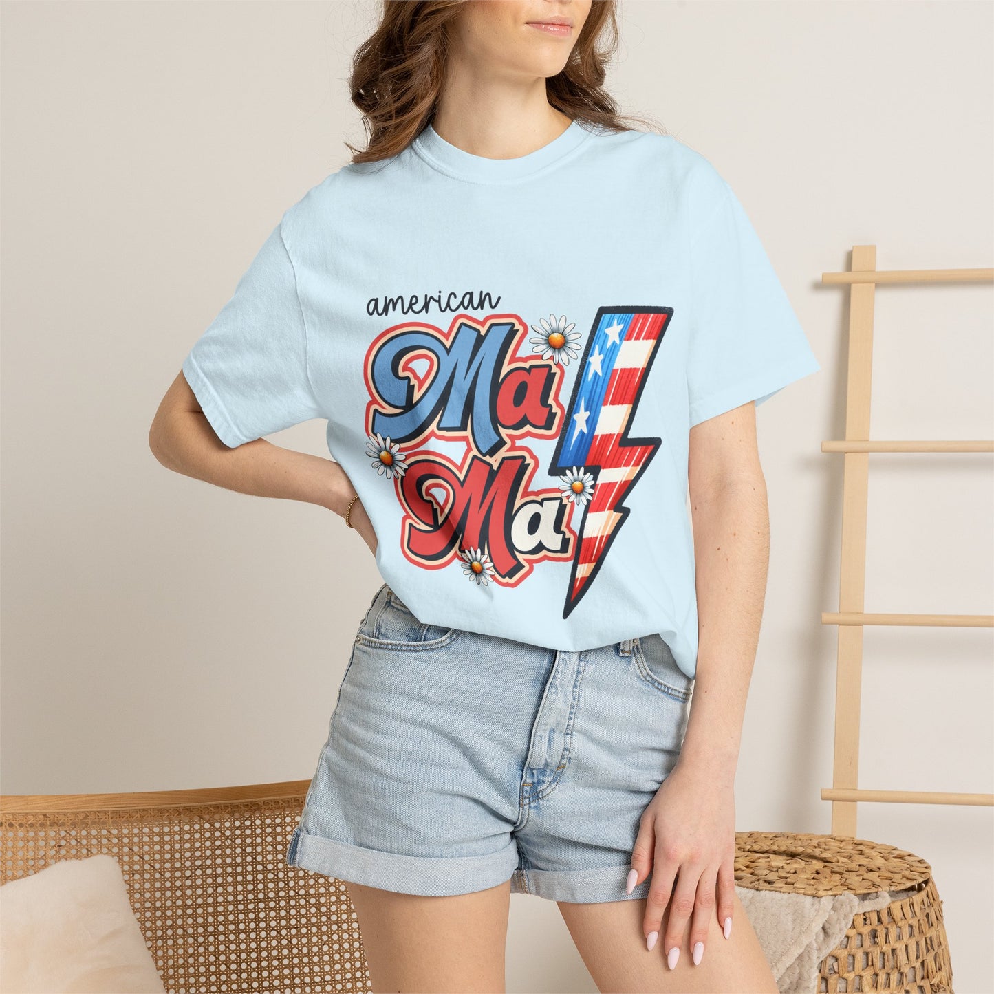American MaMa Lightning Bolt T-Shirt — Retro Patriotic Mother's Day Tee