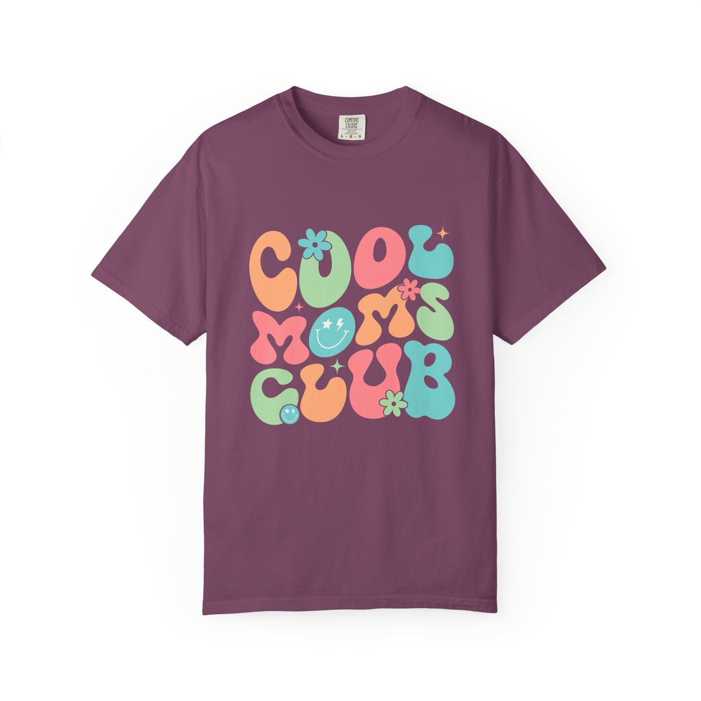 Cool Mom Club T-Shirt — Retro Floral Graphic Tee for Moms