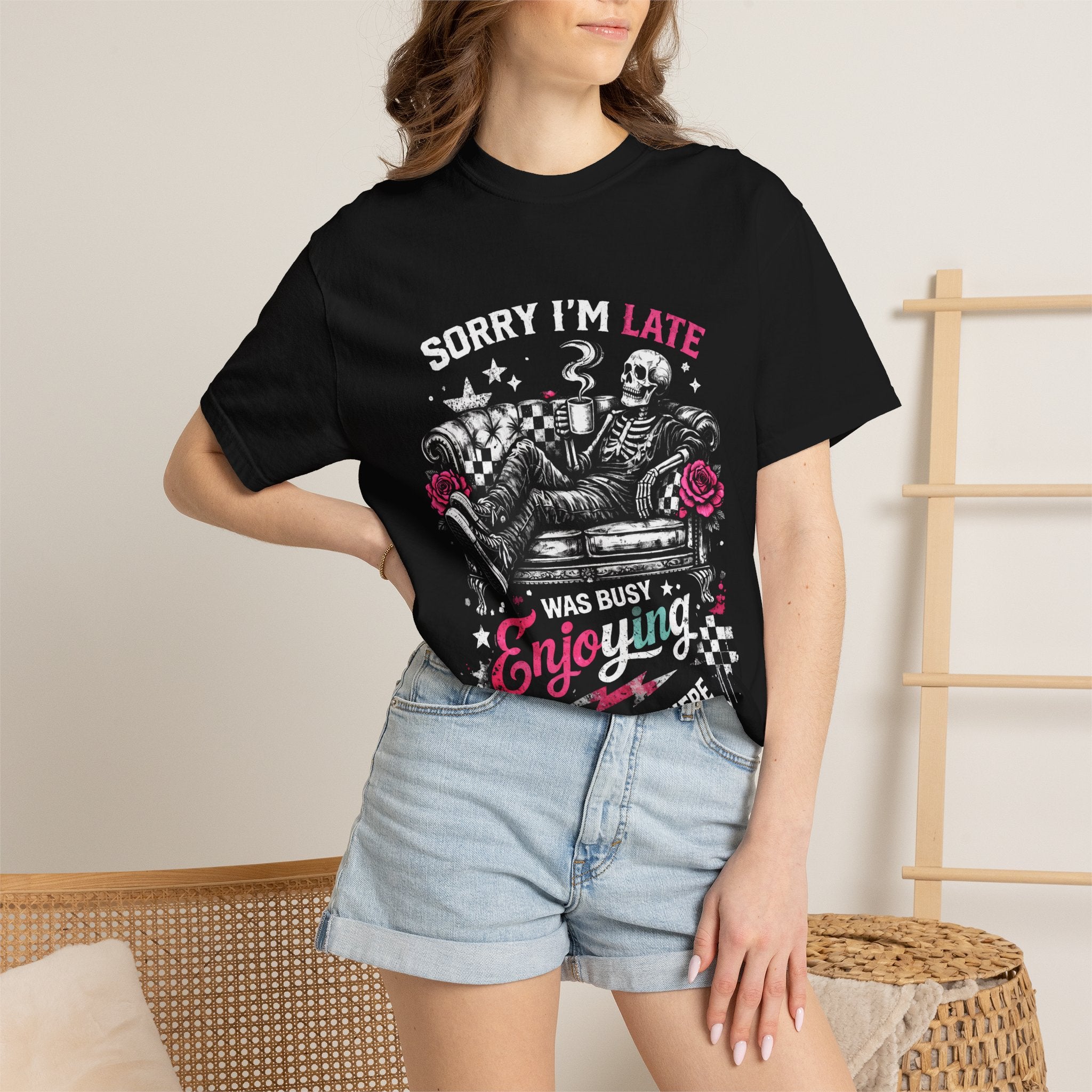 Skull & Roses 'Sorry I'm Late' T-Shirt