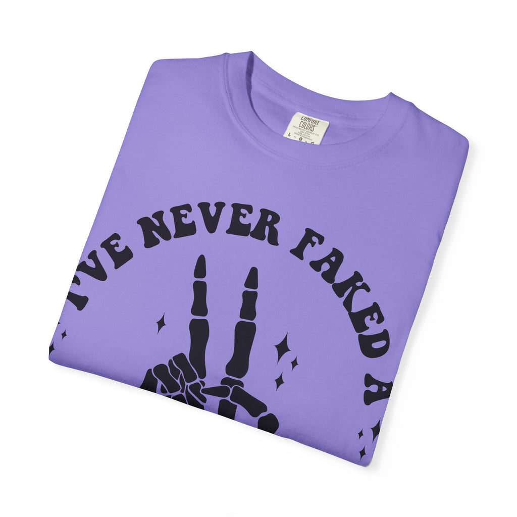 Sarcastic Skeleton Peace Sign T-Shirt — "I've Never Faked A Sarcasm In My Life" Graphic Tee