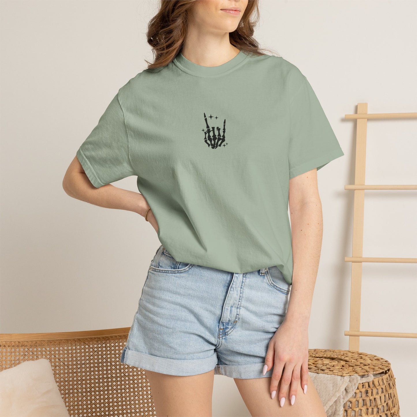 Vintage Cream T-Shirt — 'I Look Better Bent Over' Retro Graphic Tee