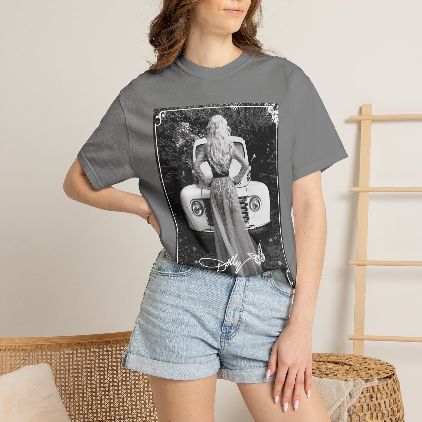 Vintage Glam Tee — 'Dancing in Heels' Photo Graphic T-Shirt