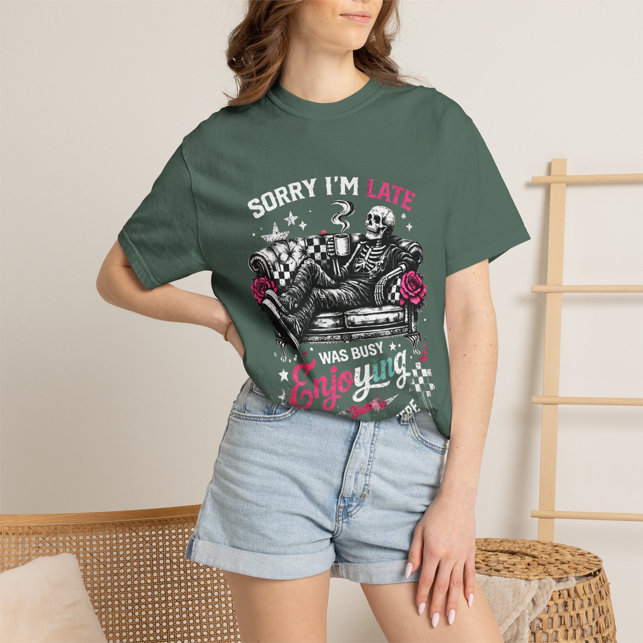 Skull & Roses 'Sorry I'm Late' T-Shirt