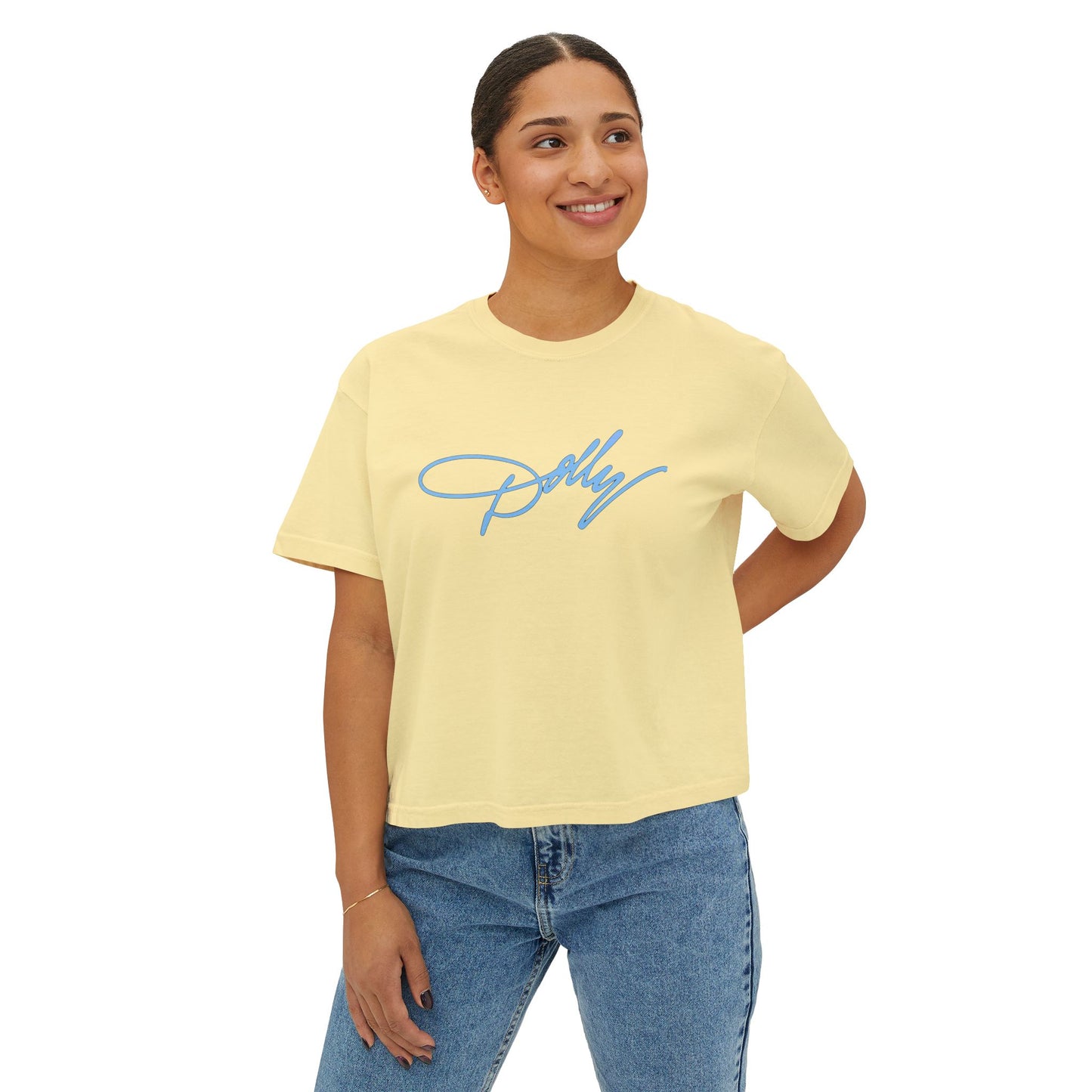 Dolly Script Boxy Tee — Casual Signature Crop T‑Shirt