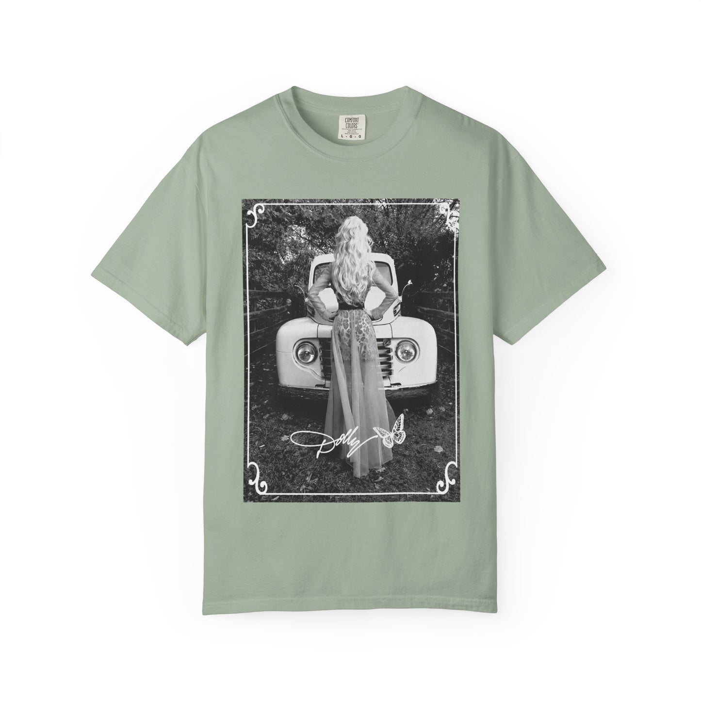 Vintage Glam Tee — 'Dancing in Heels' Photo Graphic T-Shirt