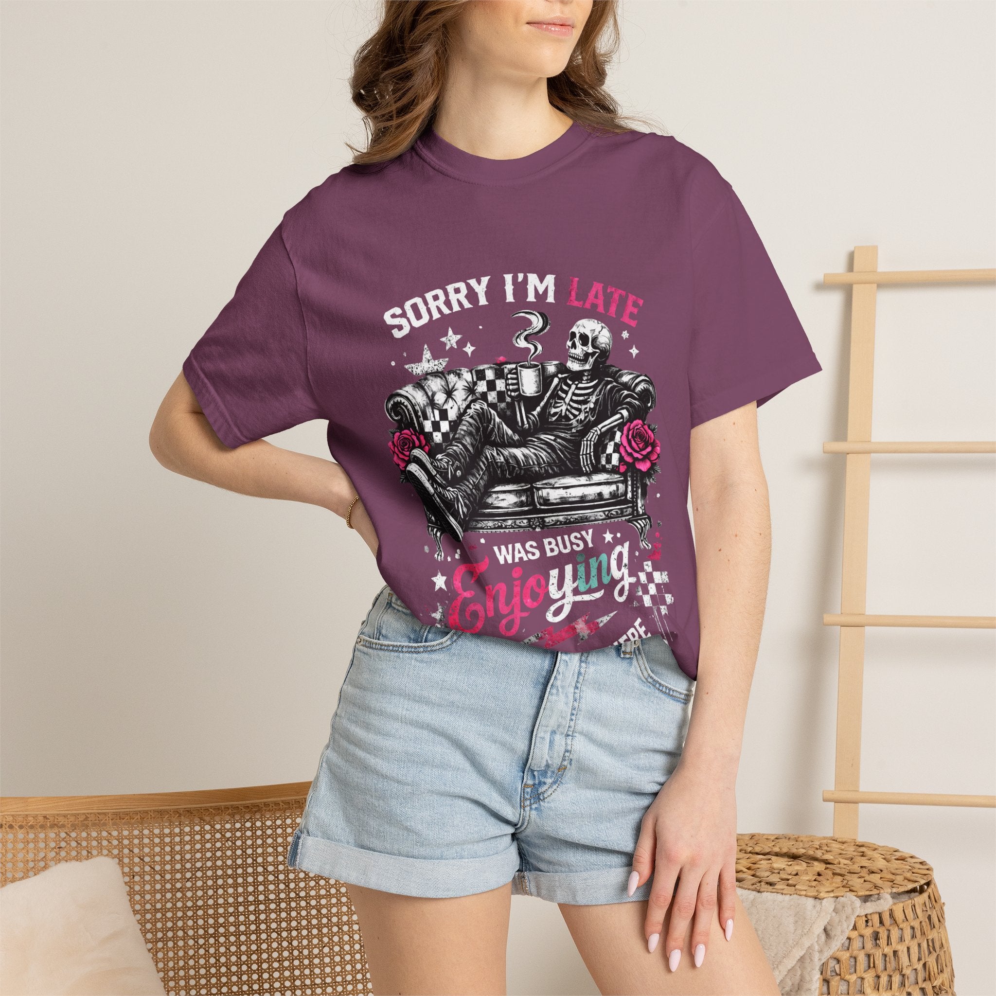 Skull & Roses 'Sorry I'm Late' T-Shirt