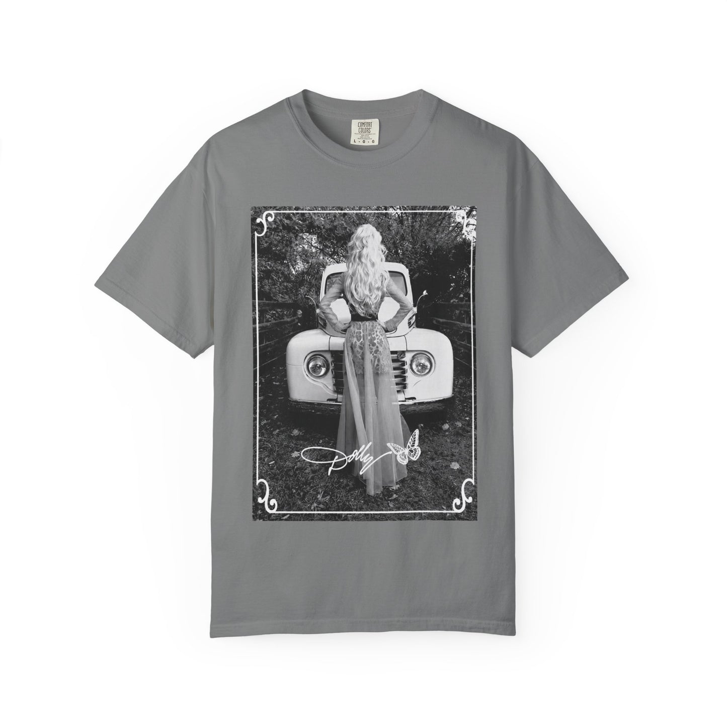 Vintage Glam Tee — 'Dancing in Heels' Photo Graphic T-Shirt