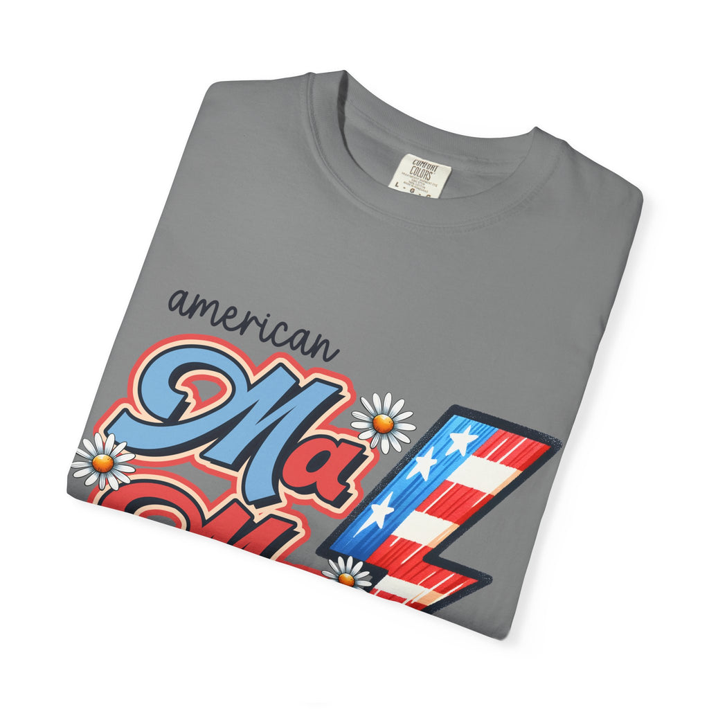 American MaMa Lightning Bolt T-Shirt — Retro Patriotic Mother's Day Tee