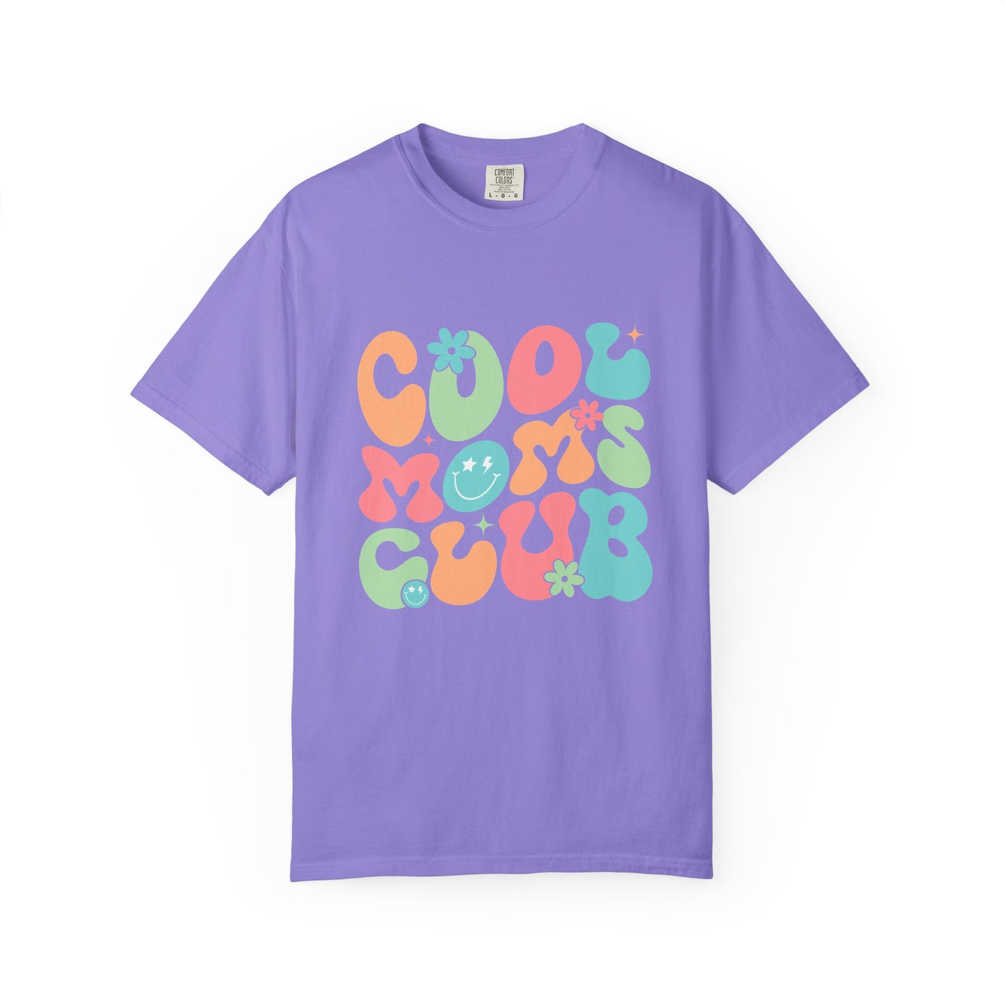 Cool Mom Club T-Shirt — Retro Floral Graphic Tee for Moms