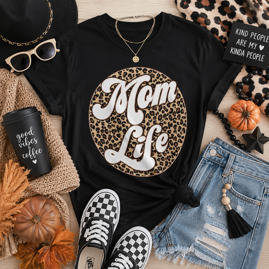 Mom Life w/ Leopard Background Graphic T-Shirt